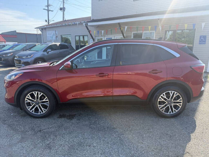 2020 Ford Escape SEL