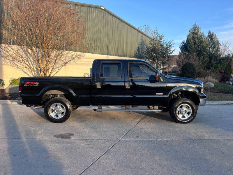 2005 Ford F-250 Super Duty Lariat photo 5