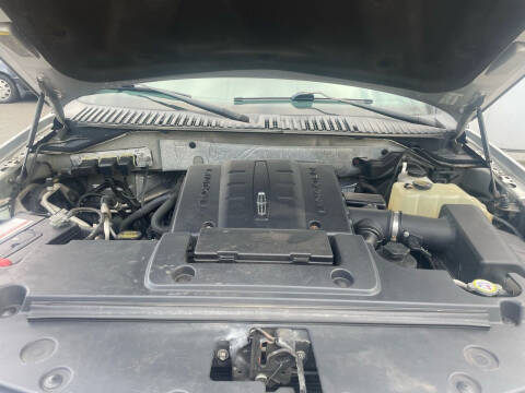 2010 Lincoln Navigator