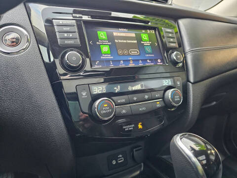 2018 Nissan Rogue SL