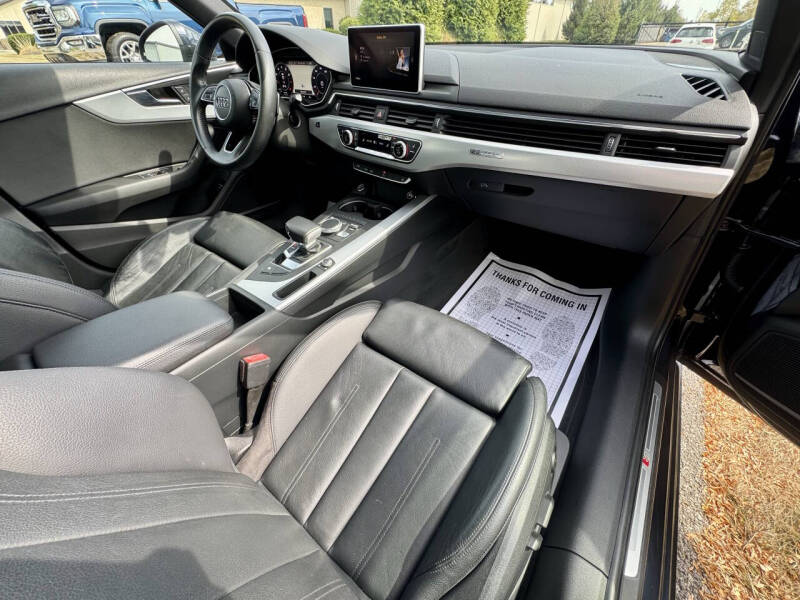 2017 Audi A4 2.0T quattro Premium Plus