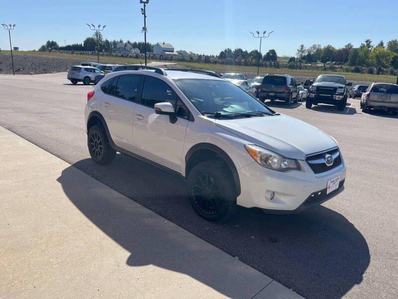 2015 Subaru XV Crosstrek Limited photo 3