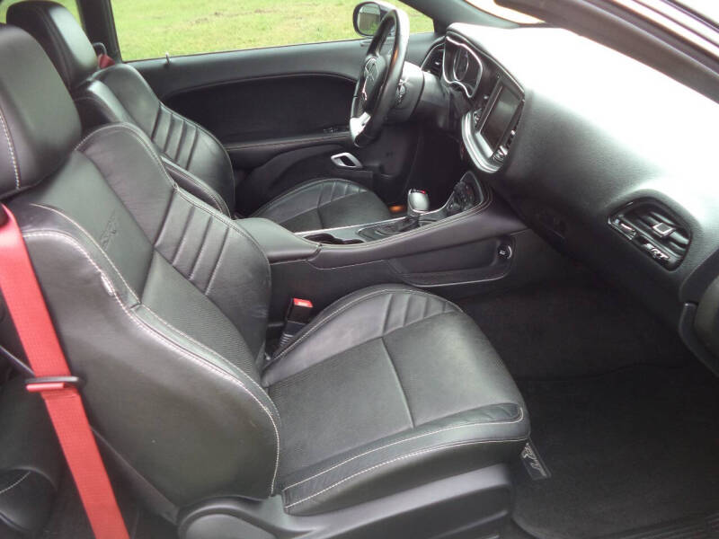 2016 Dodge Challenger SRT 392