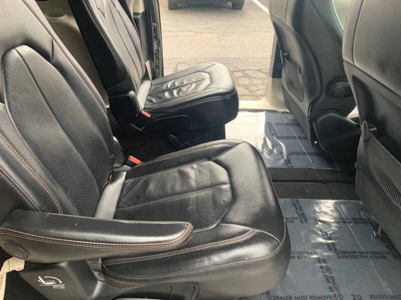 2018 Chrysler Pacifica Touring L