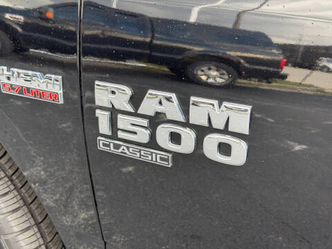 2023 RAM 1500 Classic SLT