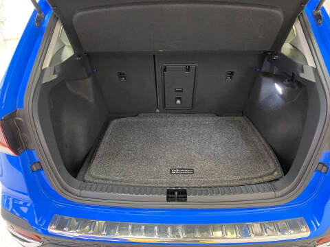 2024 Volkswagen Taos SEL 4Motion