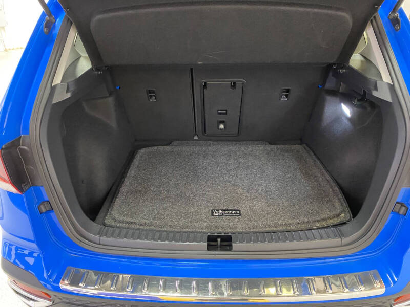 2024 Volkswagen Taos SEL 4Motion