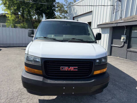 2023 GMC Savana 2500