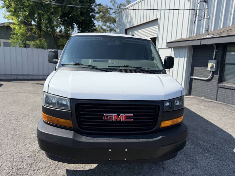 2023 GMC Savana 2500