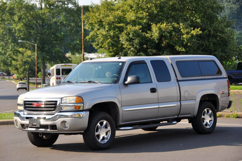 2004 GMC Sierra 1500 for sale at T CAR CARE INC in Philadelphia PA