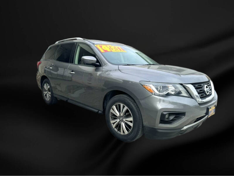 2018 Nissan Pathfinder S