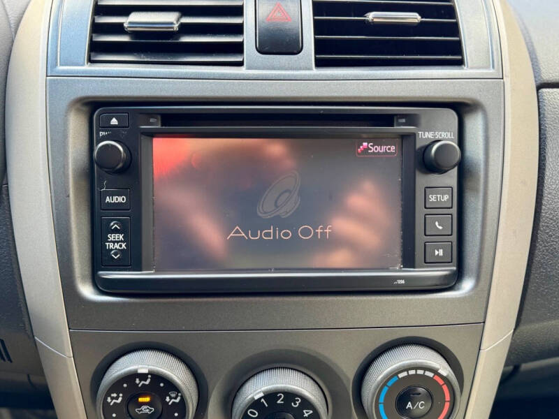 2013 Toyota Corolla LE