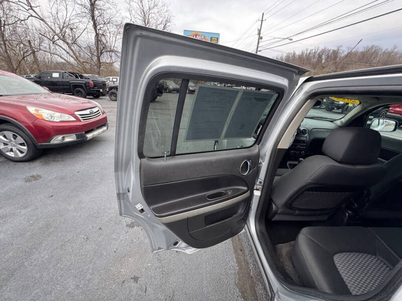 2010 Chevrolet HHR LS