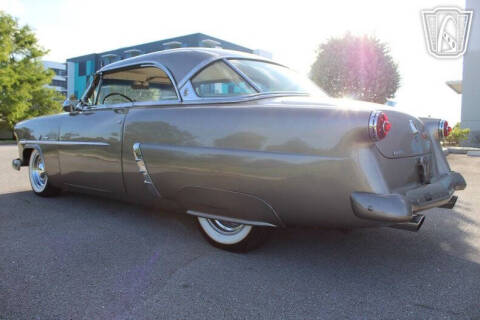 1952 Ford Crestline