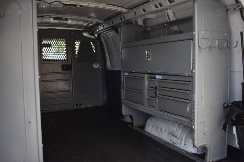 2017 Chevrolet Express 2500