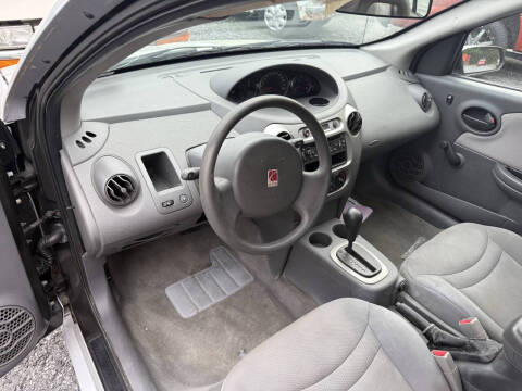 2004 Saturn Ion 2