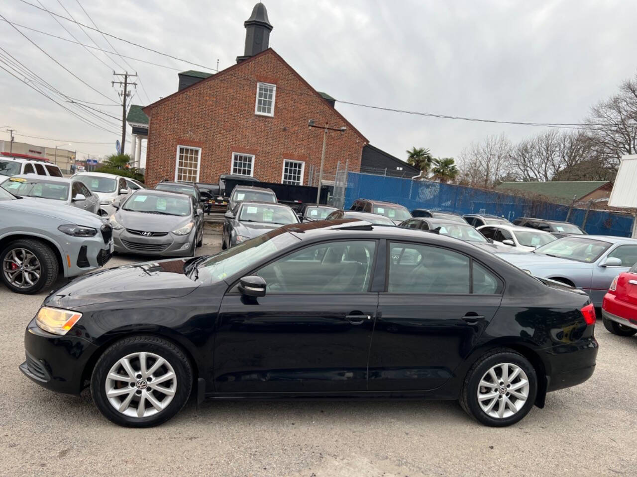 2012 Volkswagen Jetta for sale at Auto Nation in Norfolk, VA