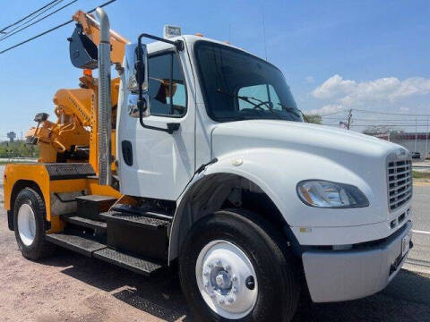 2015 Freightliner M2 106