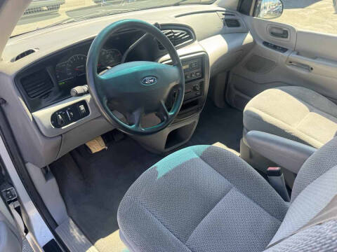 2001 Ford Windstar LX