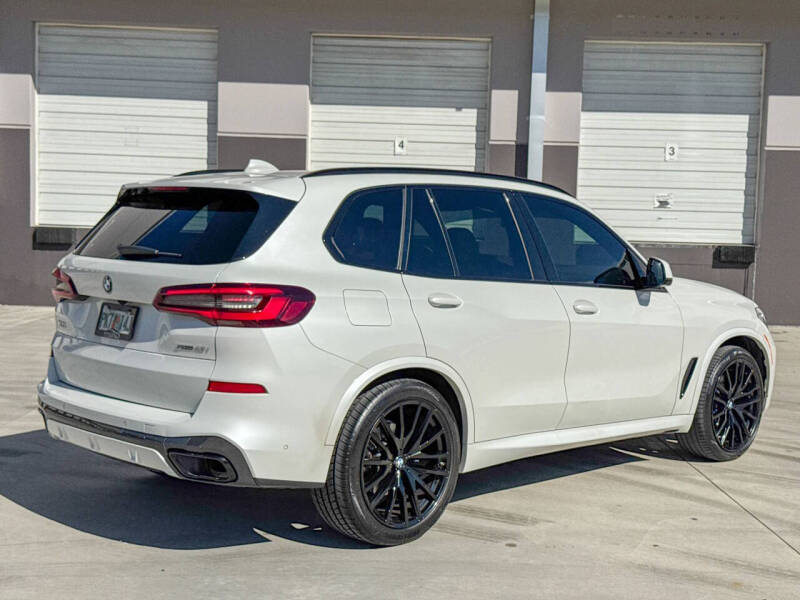 2022 BMW X5 sDrive40i