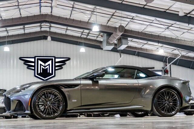 2021 Aston Martin DBS Superleggera