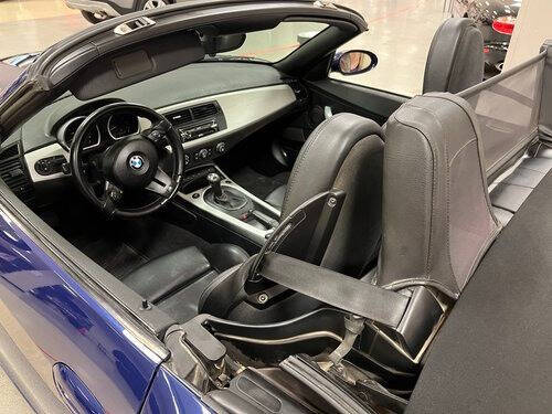 2006 BMW Z4 3.0i