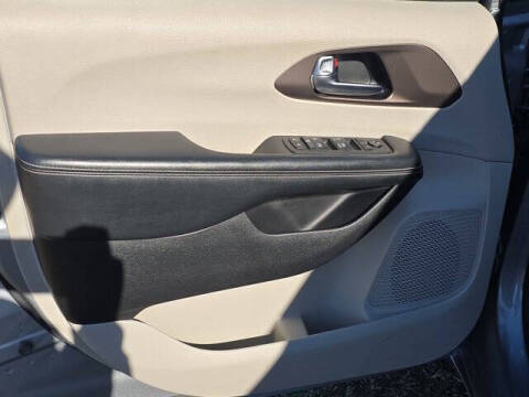 2021 Chrysler Voyager LXi