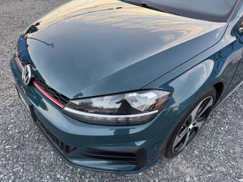 2018 Volkswagen Golf GTI S