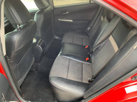 2014 Toyota Camry SE