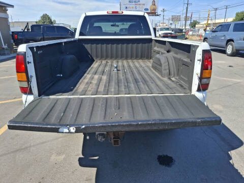 2004 GMC Sierra 2500HD