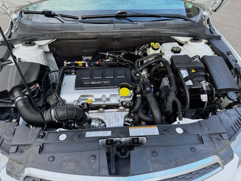 2013 Chevrolet Cruze 2LT Auto