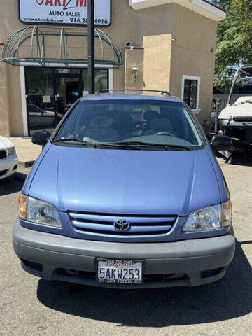 2003 Toyota Sienna CE