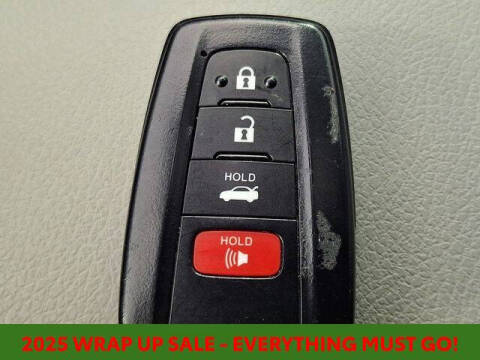 2019 Toyota Camry Hybrid LE