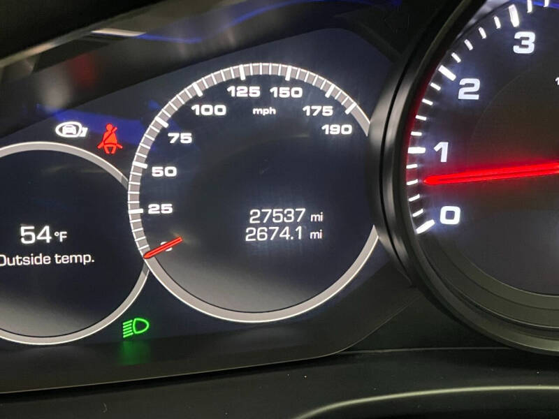 2018 Porsche Panamera 4