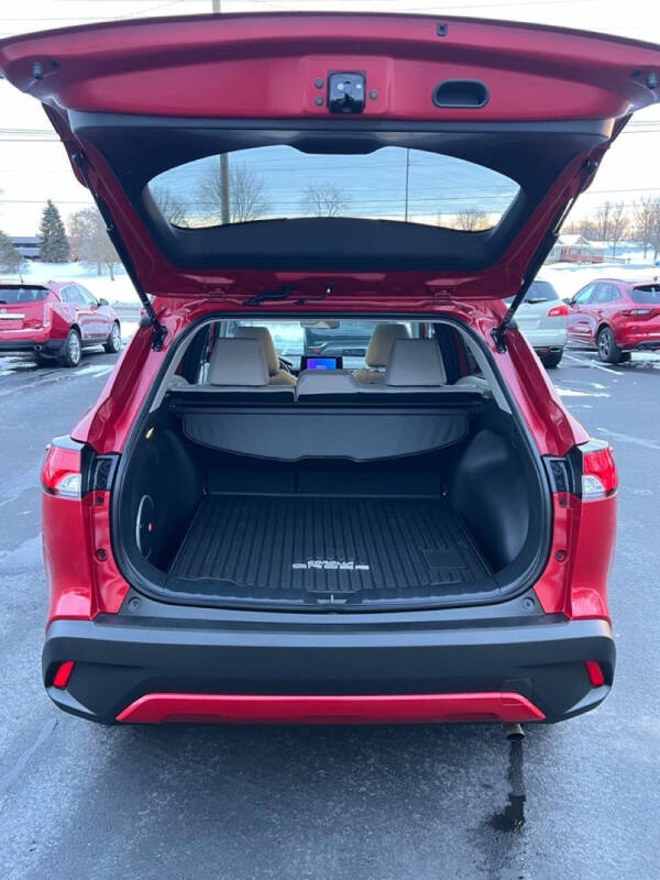 2024 Toyota Corolla Cross LE