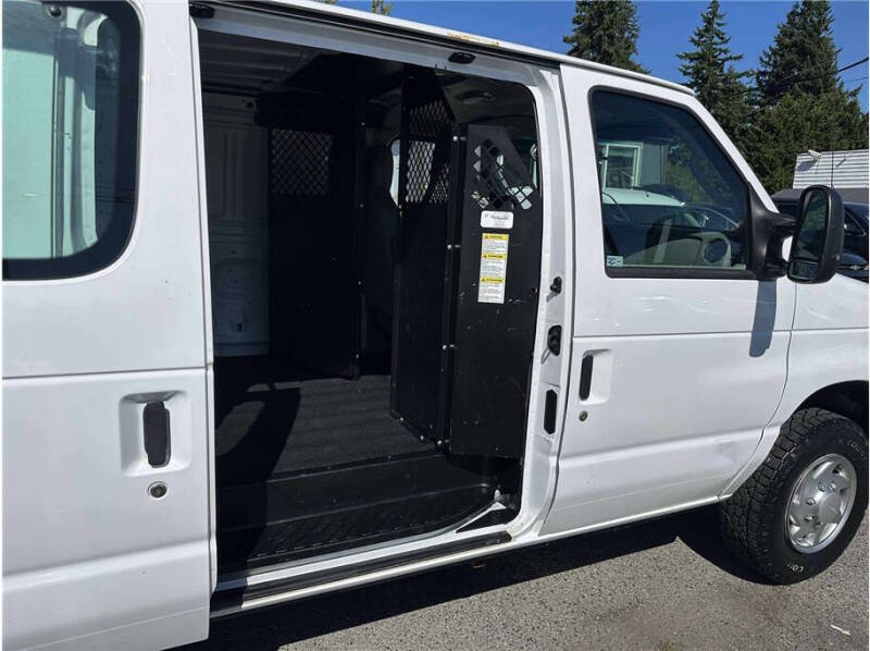 2013 Ford E-Series E-250