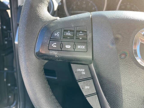 2013 Mazda MAZDA3 i Touring