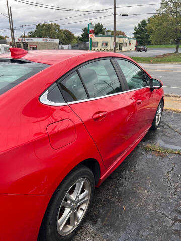 2017 Chevrolet Cruze LT Auto