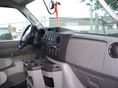 2013 Ford E-Series E-150