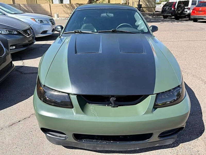 2004 Ford Mustang GT Deluxe