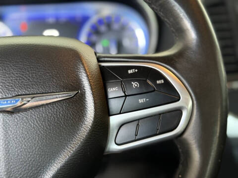 2020 Chrysler 300 Touring