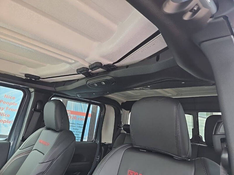 2026 Jeep Gladiator Shadow Ops