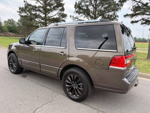 2016 Lincoln Navigator Select
