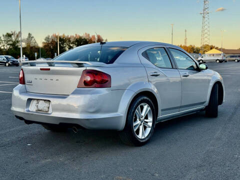 2012 Dodge Avenger SE