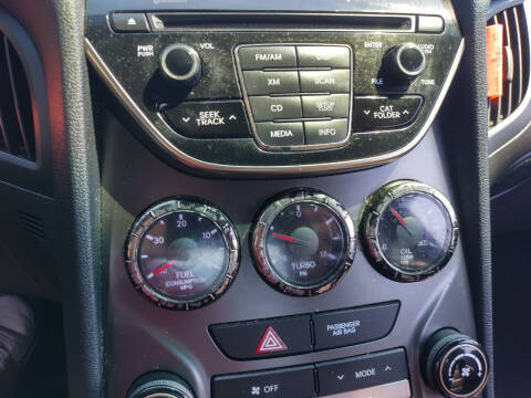 2014 Hyundai Genesis Coupe 2.0T R-Spec