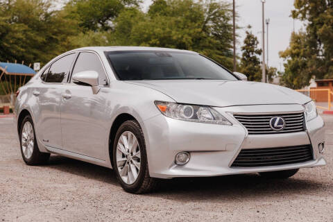 2013 Lexus ES 300h