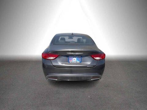 2015 Chrysler 200 S