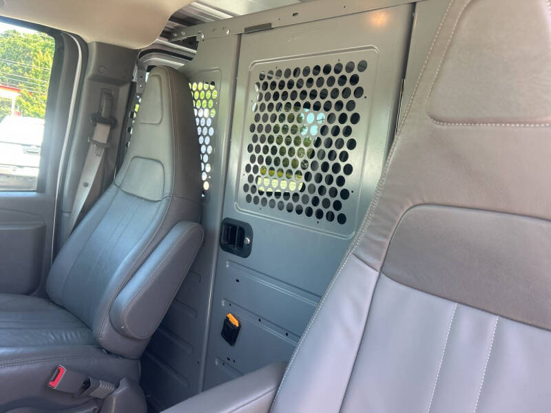 2017 Chevrolet Express 2500