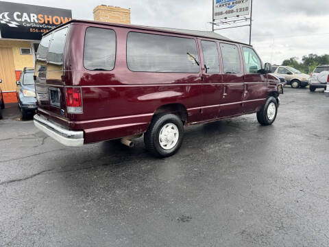 2004 Ford E-Series E-350 SD XLT