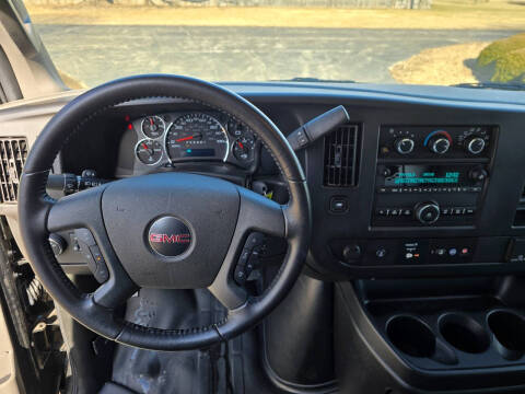 2023 GMC Savana 3500